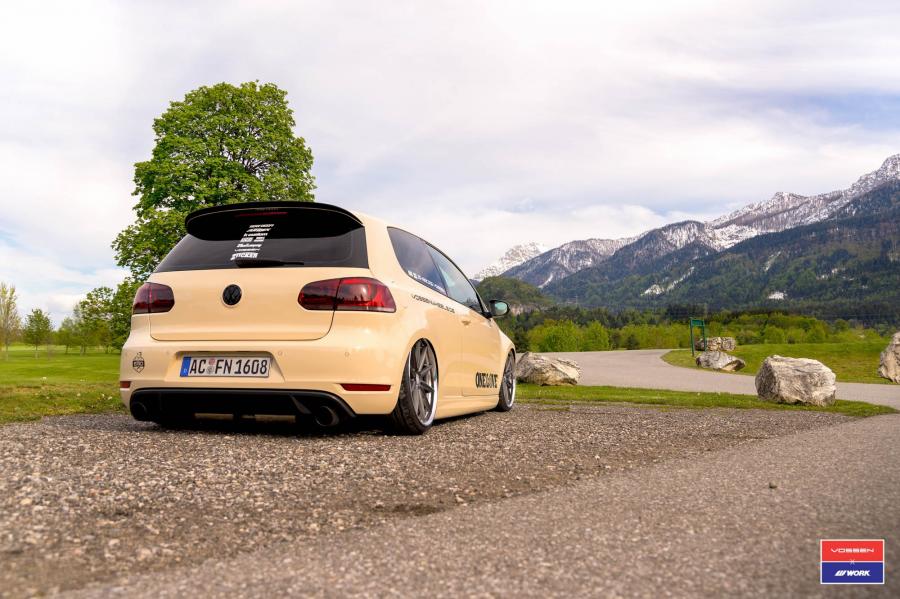  Volkswagen Golf GTi on Vossen Wheels (VWS-1) 2016 года  (фото 31 из 34)